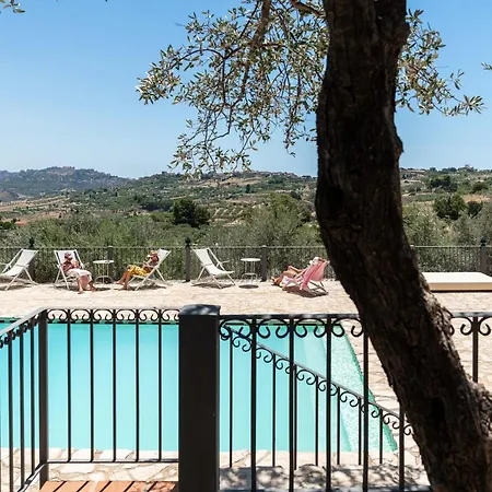 Con Piscina Roba Degli Ulivi